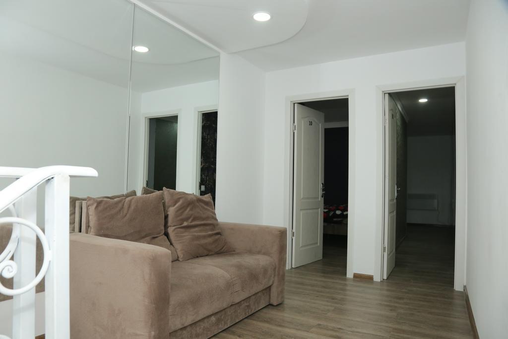 Hotel Elma Kutaisi Esterno foto